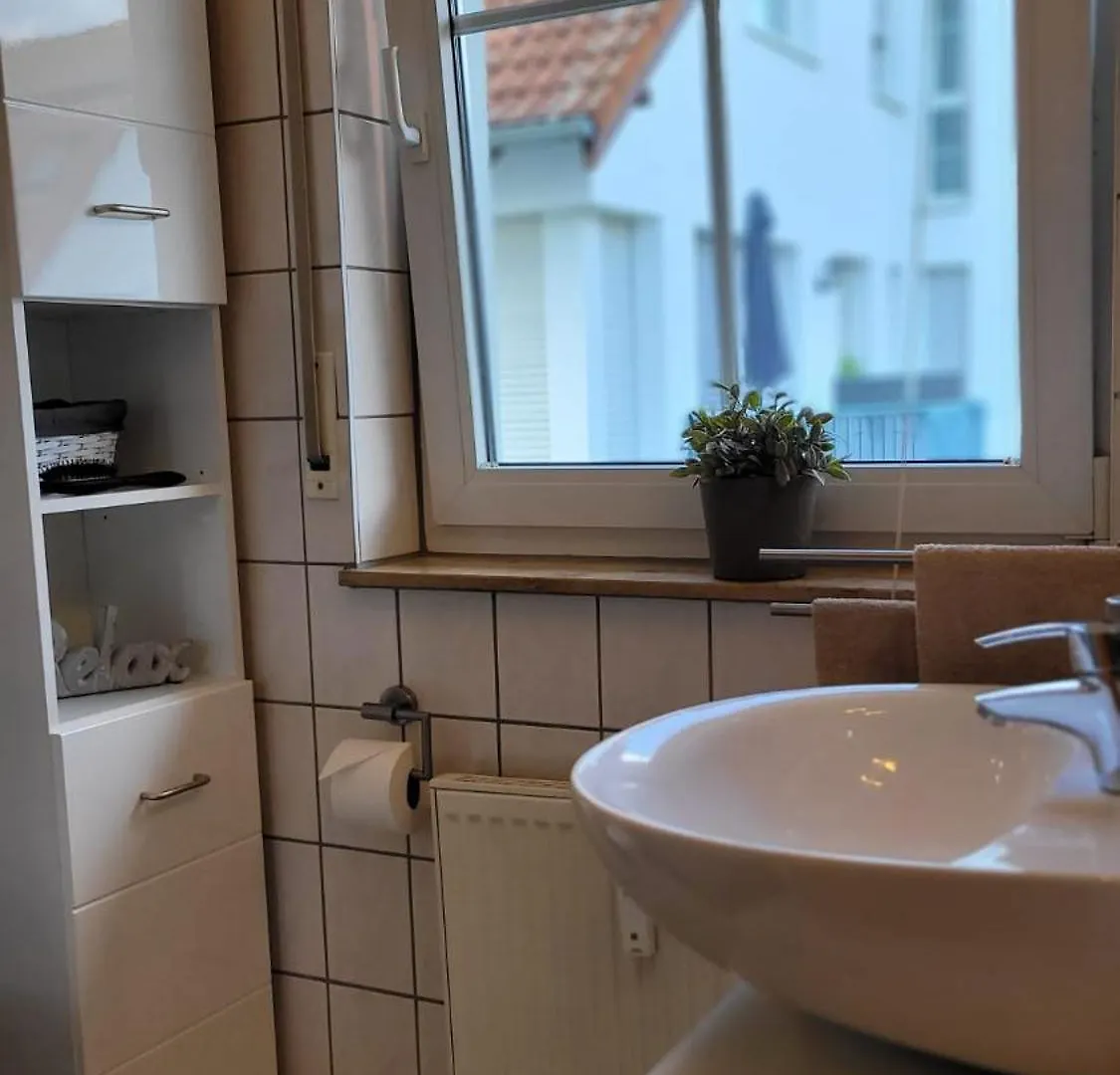 Berlin-Oase - Schnuckelige Ferienwohnung An Der Grenze Zu Berlin Schoenefeld Germany