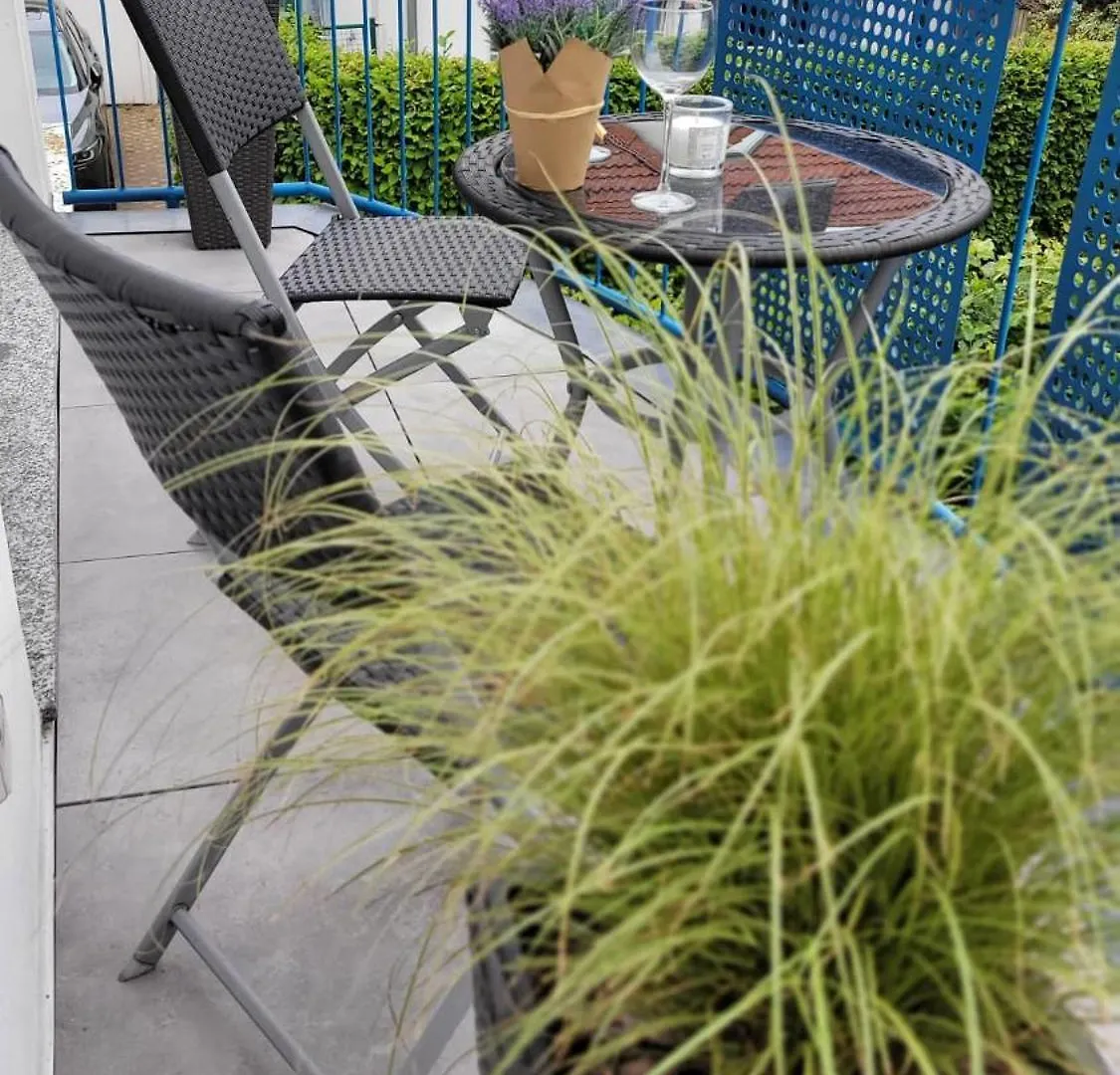 Berlin-Oase - Schnuckelige Ferienwohnung An Der Grenze Zu Berlin 舍讷费尔德 0*,  德国